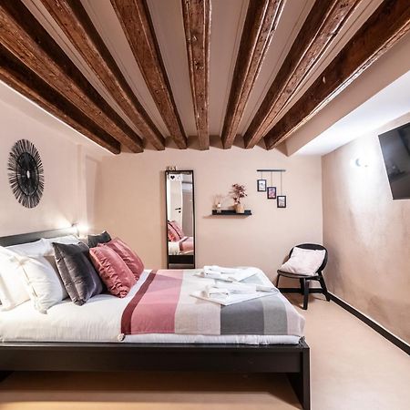 Giano Host - San Bernardo Apartment Genoa Luaran gambar
