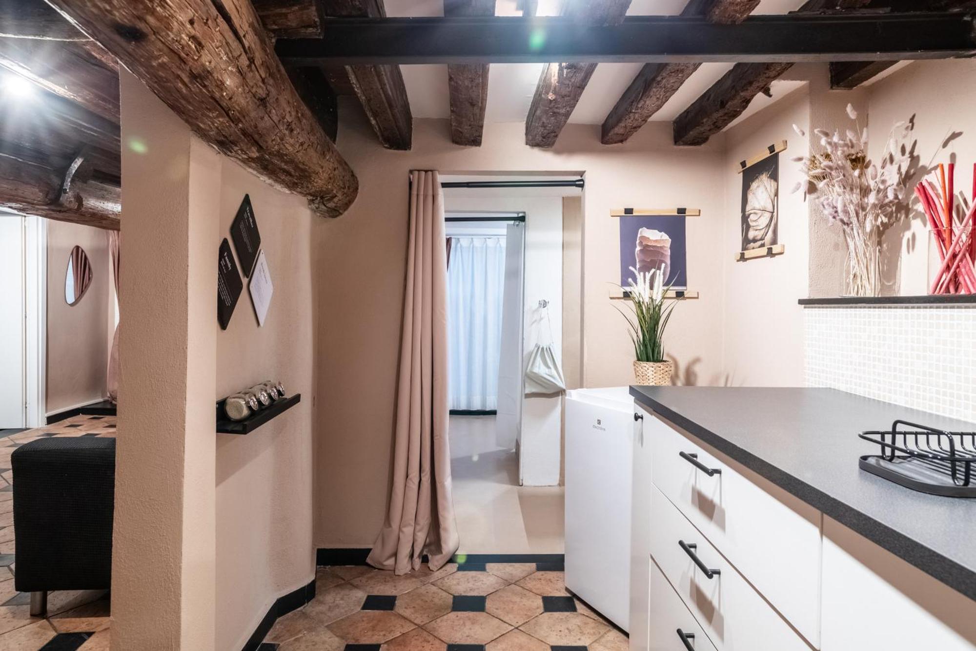 Giano Host - San Bernardo Apartment Genoa Luaran gambar