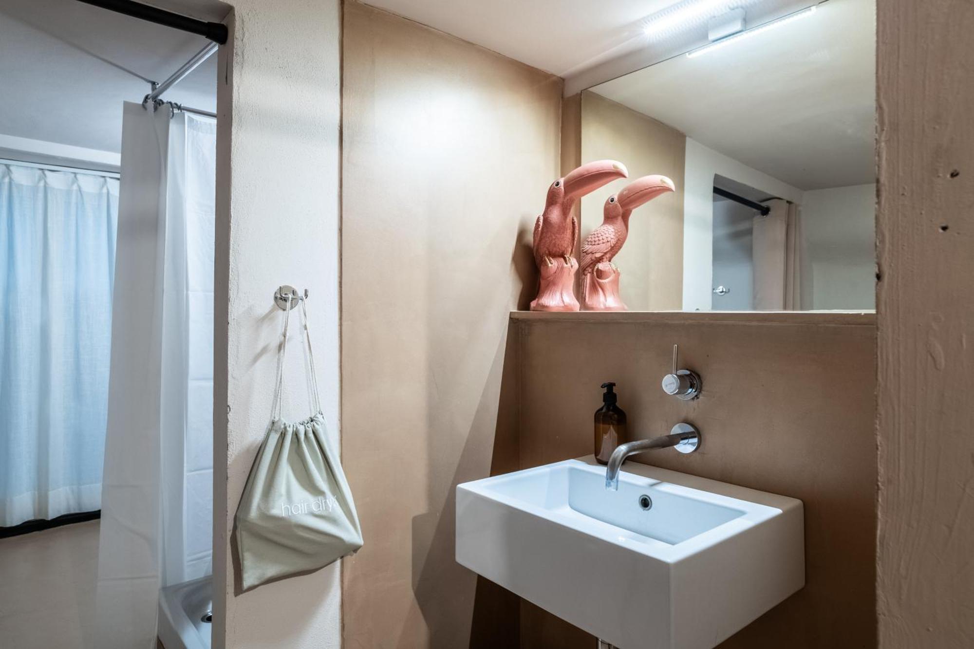Giano Host - San Bernardo Apartment Genoa Luaran gambar