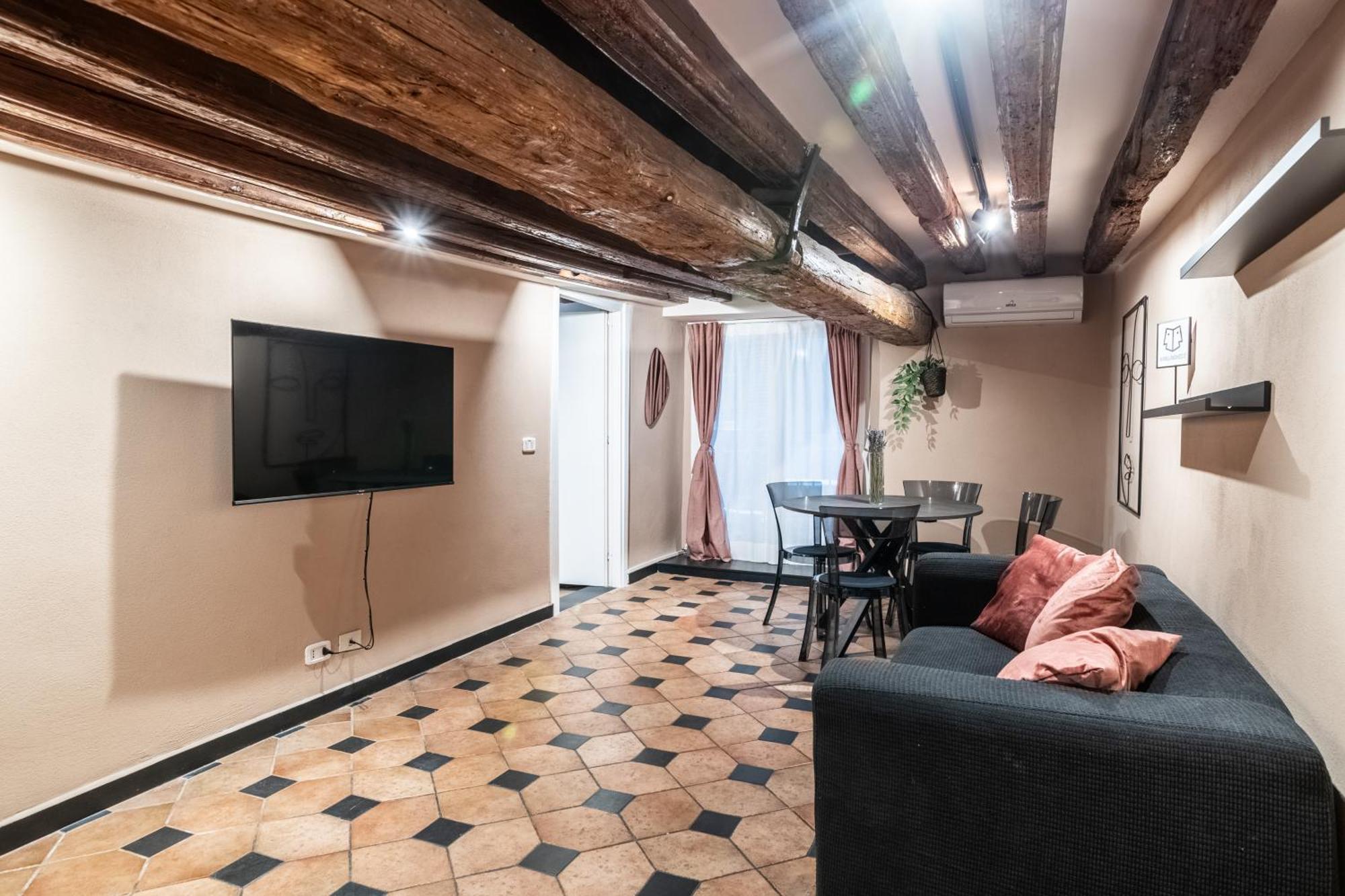 Giano Host - San Bernardo Apartment Genoa Luaran gambar
