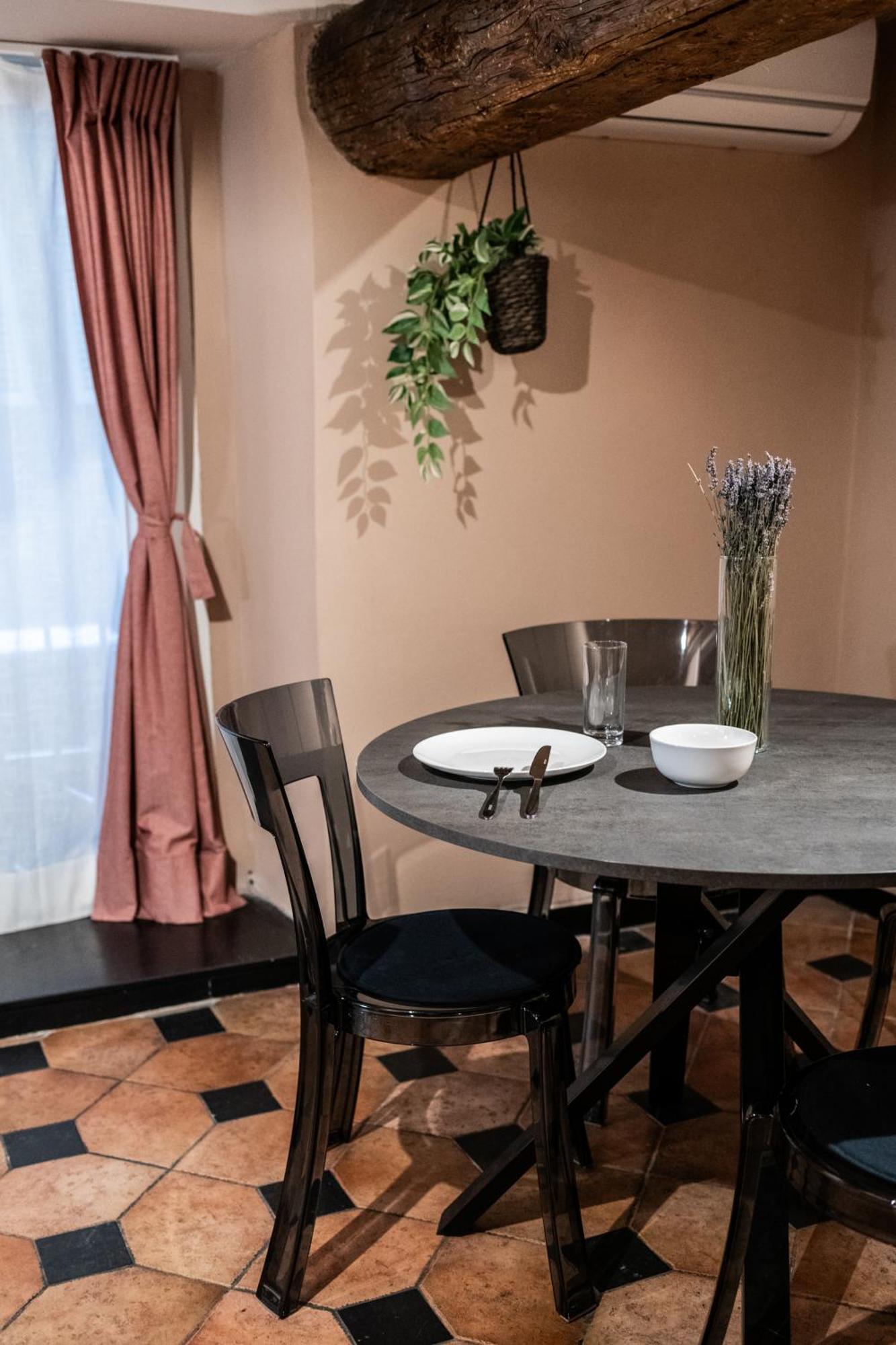Giano Host - San Bernardo Apartment Genoa Luaran gambar
